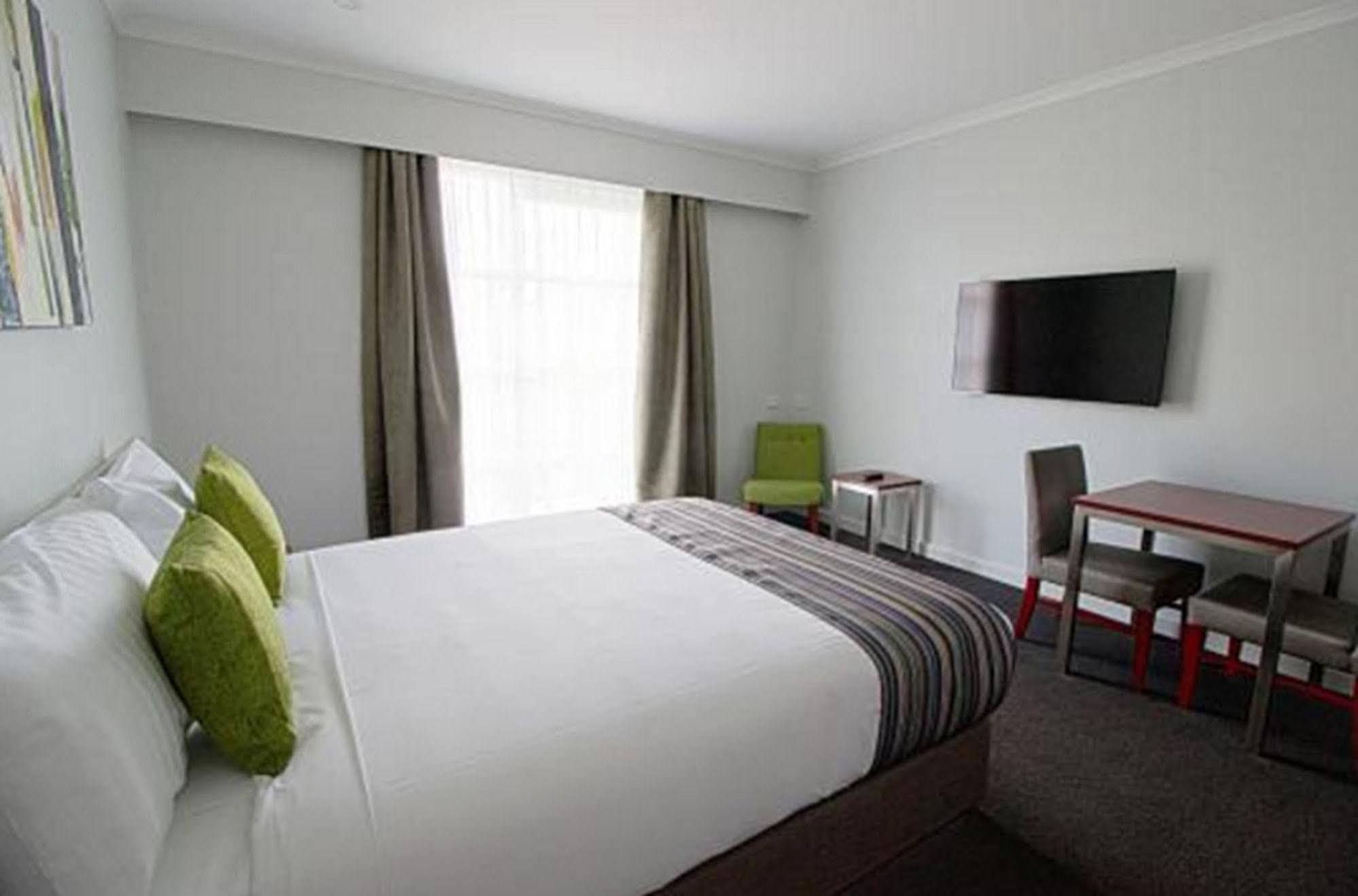 อะโบเด แนร์ราบันดาห์ Hotel แคนเบอร์รา ภายนอก รูปภาพ